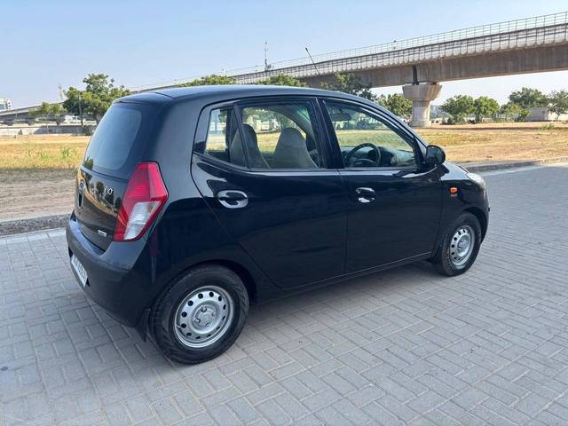 https://images10.gaadi.com/usedcar_image/4229157/original/processed_15c08a1e4d73c7054f51deea95248bed.jpg?imwidth=6402