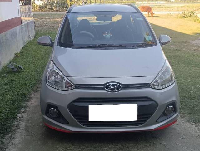 https://images10.gaadi.com/usedcar_image/4229209/original/processed_5de5302b-fa8c-456a-8ce6-2e6709922413.jpg?imwidth=6400