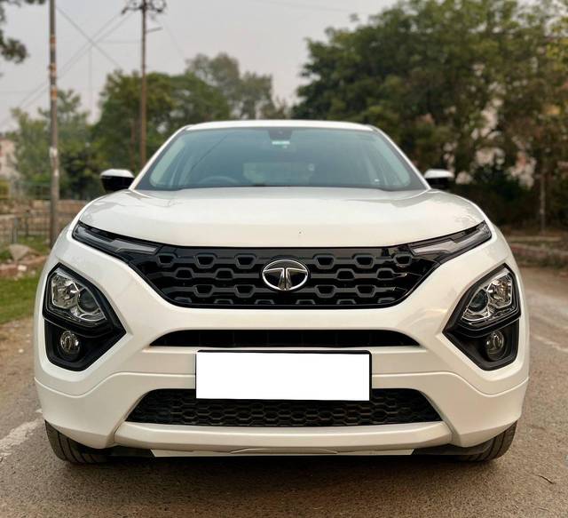 https://images10.gaadi.com/usedcar_image/4229222/original/processed_63b8fdeafe5151183a2b863be52e5191.jpg?imwidth=6400