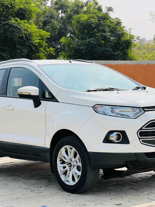 Ford EcoSport 2013-2015 Ford Ecosport 1.5 DV5 MT Titanium