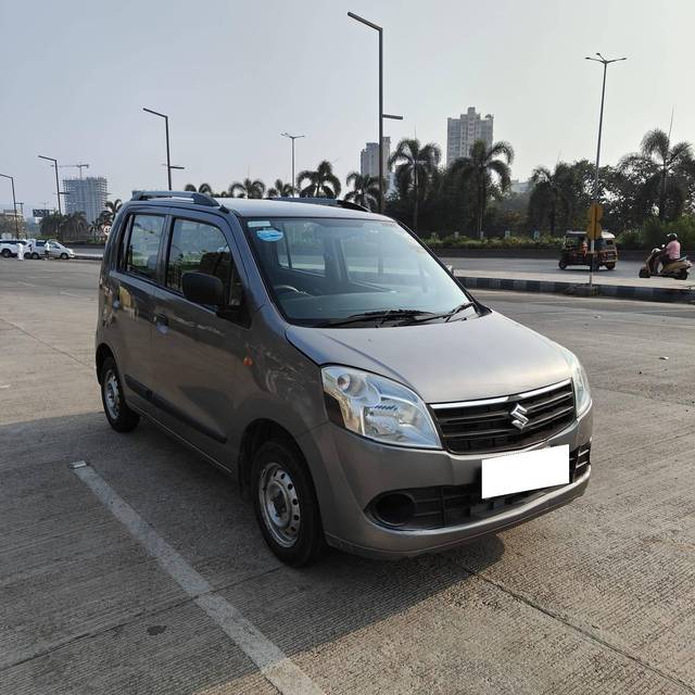 https://images10.gaadi.com/usedcar_image/4229241/original/processed_e668bbb6dccd6d6172a6e679ac366355.jpg?imwidth=6400