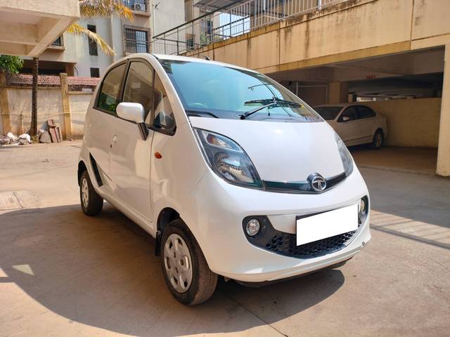 https://images10.gaadi.com/usedcar_image/4229259/original/processed_77bece0852c498fee268c773f7aff0e5.jpg?imwidth=6400