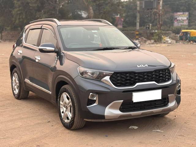 https://images10.gaadi.com/usedcar_image/4229267/original/processed_a745ca2542818ce4c9d8d44e85e13496.jpg?imwidth=6400