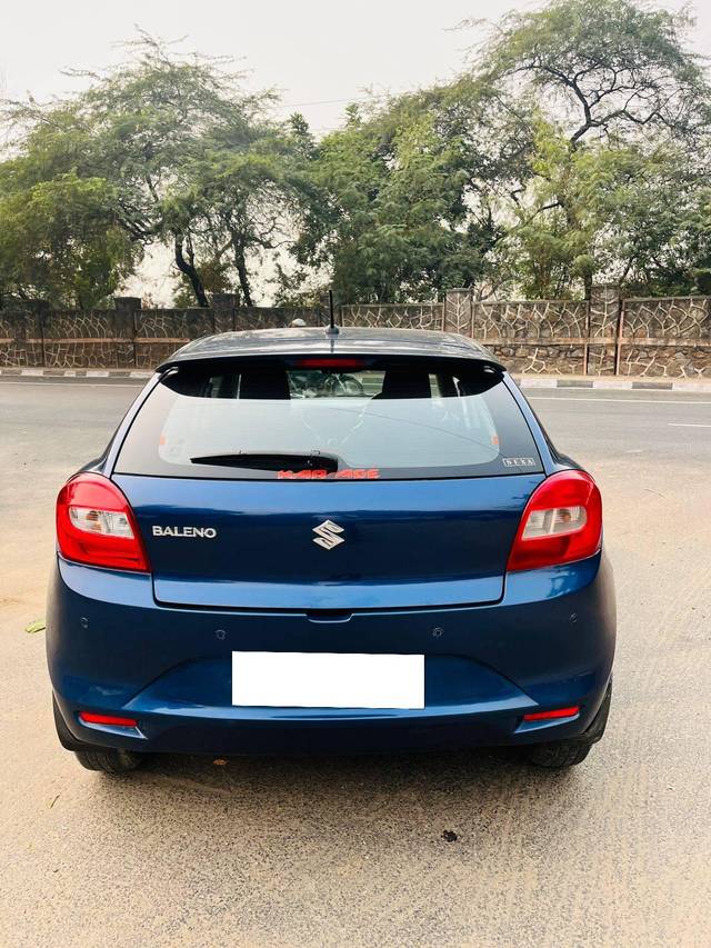 https://images10.gaadi.com/usedcar_image/4229275/original/processed_94526b6e052c32c5eb40ec2a3f2efd02.jpg?imwidth=6402