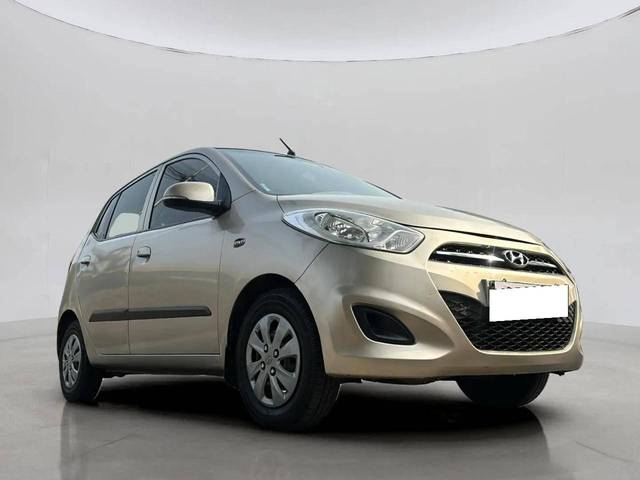 https://images10.gaadi.com/usedcar_image/4229304/original/processed_d9346913755f3f6b6b7fce8ece0712f0.jpg?imwidth=6400