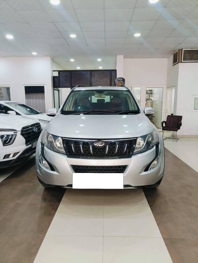 https://images10.gaadi.com/usedcar_image/4229349/original/processed_00784570c02ca262d5ef8cd7319a48c9.jpg?imwidth=6400