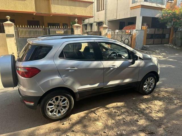 https://images10.gaadi.com/usedcar_image/4229373/original/processed_20837b52-cba4-413f-94f8-c910a39a0b95.jpg?imwidth=6400