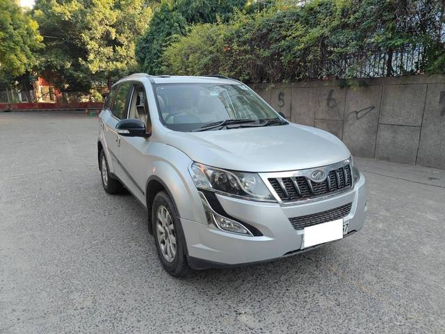 https://images10.gaadi.com/usedcar_image/4229379/original/processed_42f717ff2412e1b9fff2b828dec7b3ed.jpeg?imwidth=6400