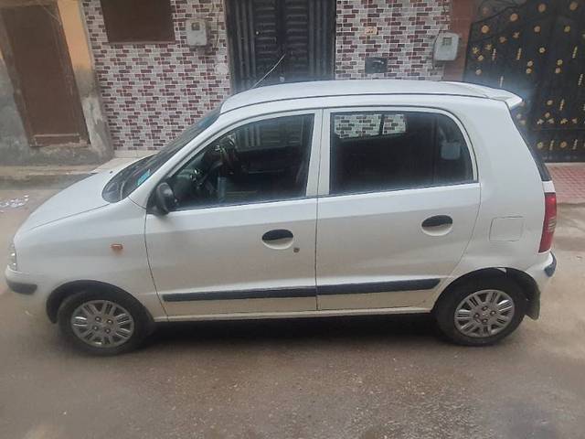 https://images10.gaadi.com/usedcar_image/4229395/original/b7f9d130cbc35dd9a6f2cfa9eda085c9.jpg?imwidth=6402