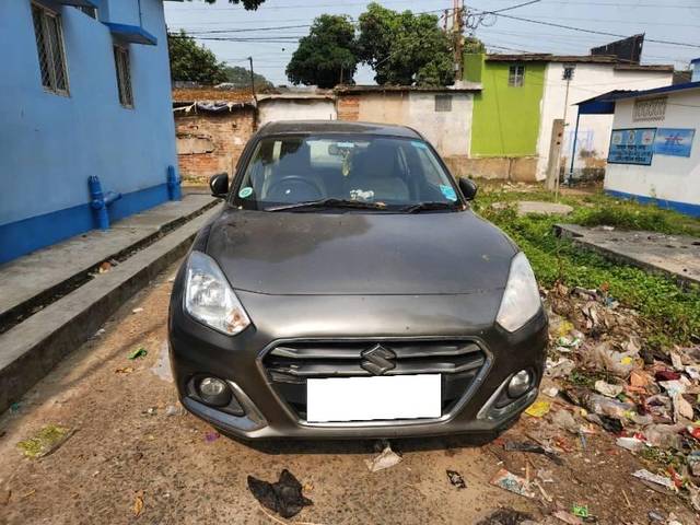 https://images10.gaadi.com/usedcar_image/4229396/original/processed_d801e86c-b395-4b1a-8f9d-e2b2dc5c6a7a.jpg?imwidth=6400