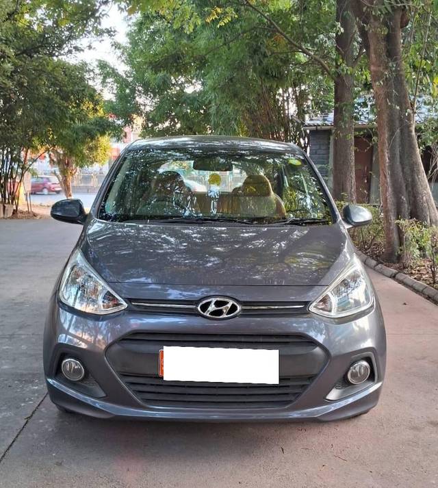 https://images10.gaadi.com/usedcar_image/4229435/original/processed_d8eeb8105cffc305e00cf033333db46f.jpg?imwidth=6400