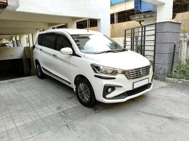 https://images10.gaadi.com/usedcar_image/4229440/original/25be751b918c937fb54e52a34b575552.jpg?imwidth=6400