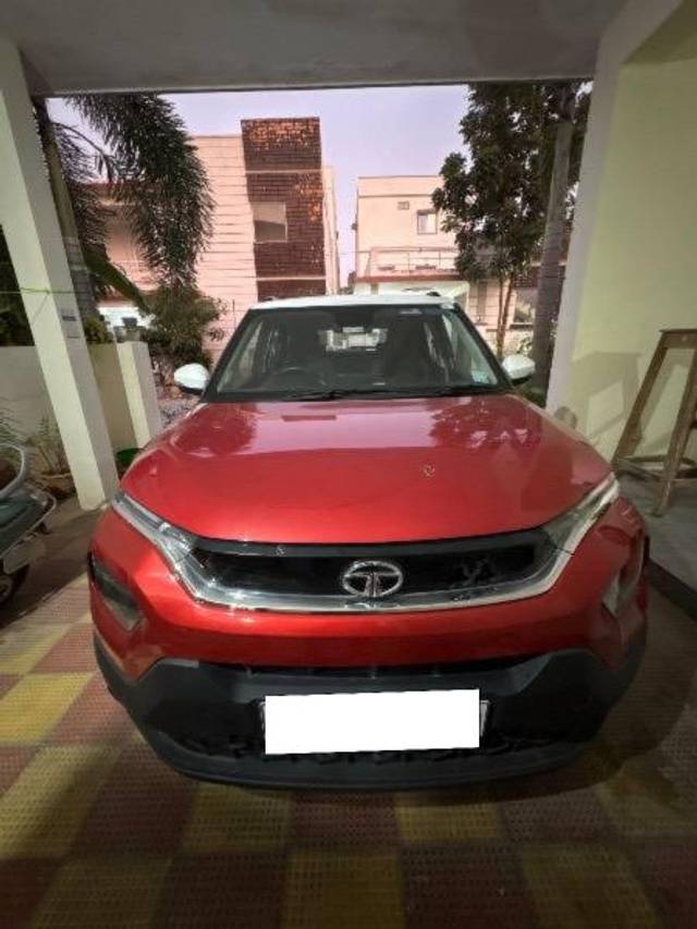 https://images10.gaadi.com/usedcar_image/4229452/original/processed_384b193c-2737-4fef-8a0c-1f940b85bda5.jpg?imwidth=6400