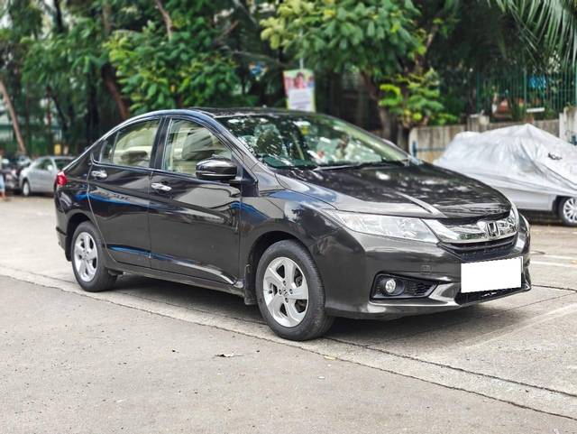 https://images10.gaadi.com/usedcar_image/4229502/original/processed_4f679384feb15f77a1241c2cb40ee42c.jpg?imwidth=6400