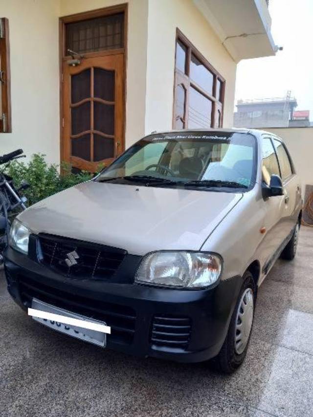 https://images10.gaadi.com/usedcar_image/4229627/original/processed_7b497bfd-9e12-4624-8c36-edd81ed7fa57.jpg?imwidth=6400