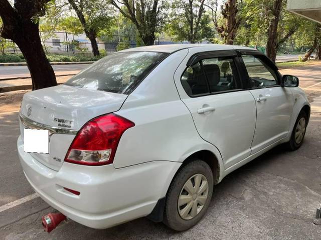 https://images10.gaadi.com/usedcar_image/4229823/original/processed_3f989a0e-3a90-412c-8f33-26a8426e14bc.JPEG?imwidth=6401