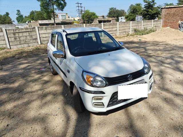 https://images10.gaadi.com/usedcar_image/4229966/original/processed_d77b8de0-2e6c-4dea-adb3-7e2aaa7cfc3f.jpg?imwidth=6400