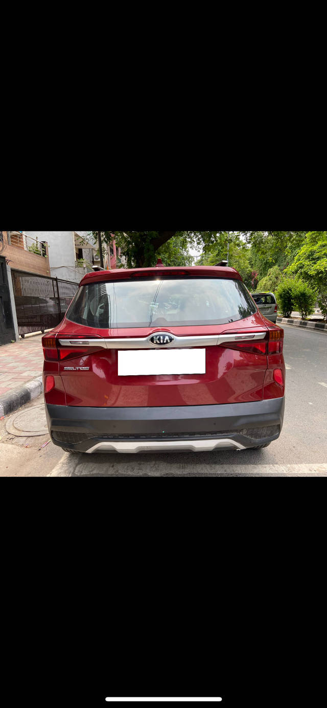 https://images10.gaadi.com/usedcar_image/4229998/original/processed_1e9620d60e6ce9cac1a79760a94f61eb.png?imwidth=6401