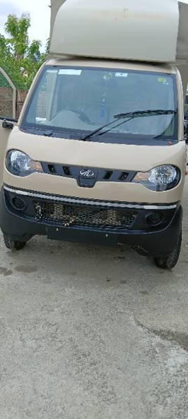 https://images10.gaadi.com/usedcar_image/4230053/original/processed_cedf7e0a-6b1e-4521-a72d-3d3f2b216c0a.jpg?imwidth=6400