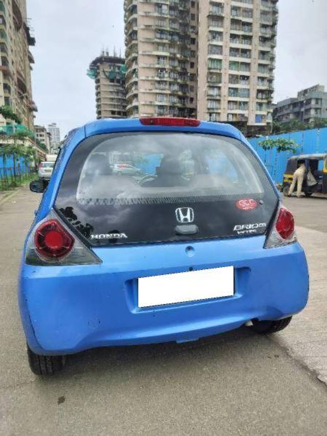 https://images10.gaadi.com/usedcar_image/4230179/original/360f39c75e2cf05e593f80b130627143.jpg?imwidth=6401