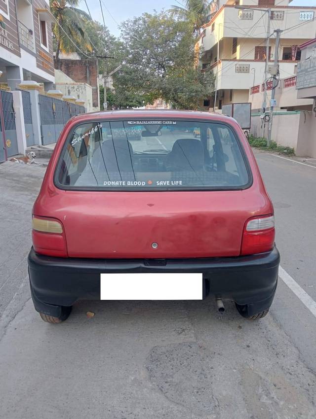 https://images10.gaadi.com/usedcar_image/4230311/original/processed_12ec0739703ce5777cb3ae1d71408cee.jpg?imwidth=6402