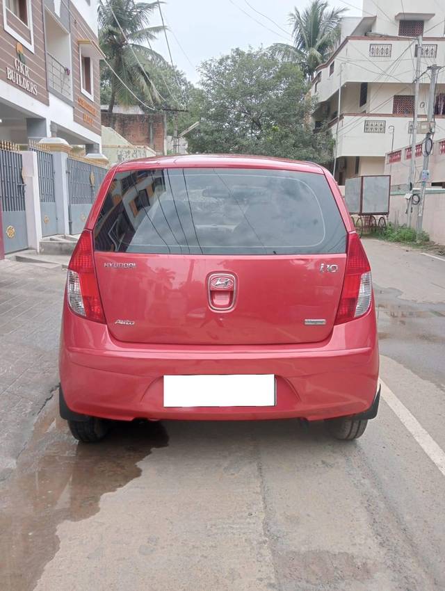 https://images10.gaadi.com/usedcar_image/4230323/original/processed_baab821fcabe53cac3d6124116cecb58.jpg?imwidth=6402