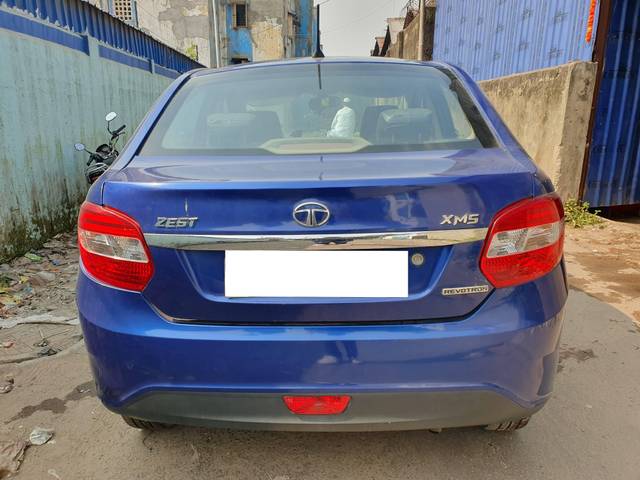 https://images10.gaadi.com/usedcar_image/4230367/original/processed_01fd3d0dad62c386f77d413737892d7f.jpg?imwidth=6402