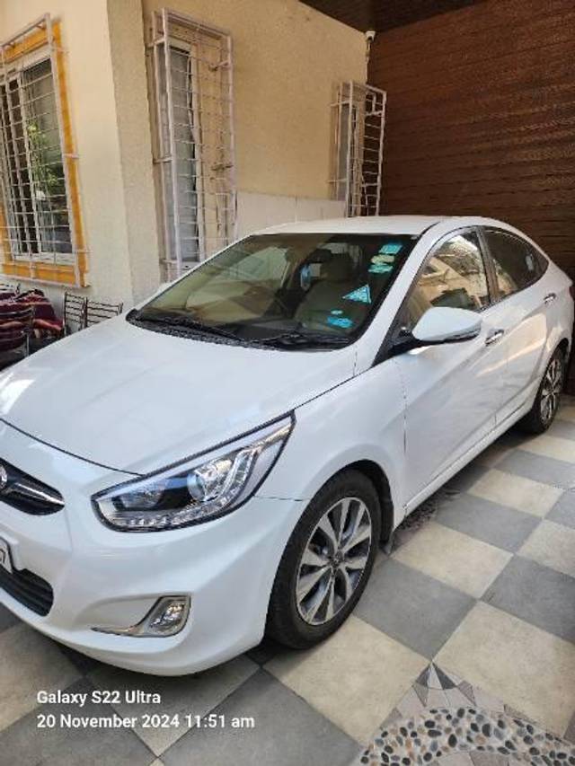 https://images10.gaadi.com/usedcar_image/4230373/original/processed_3eb286f6-88dd-4f53-aa0c-c01fc42a33a6.jpg?imwidth=6400