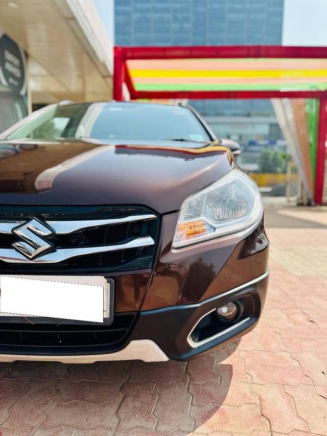 https://images10.gaadi.com/usedcar_image/4230531/original/processed_5b71b851dbba756b5d9273d499e8684e.jpg?imwidth=6400