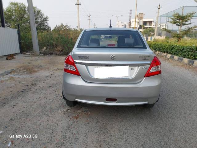 https://images10.gaadi.com/usedcar_image/4230540/original/processed_c022a308060c26e8ac8f45eb70881341.jpg?imwidth=6401