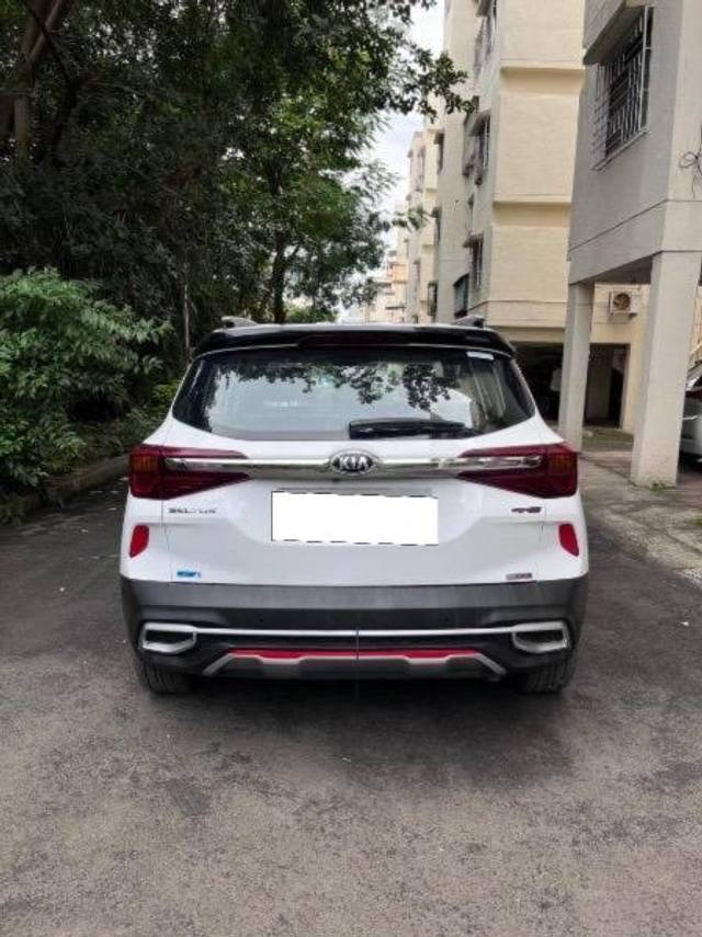 https://images10.gaadi.com/usedcar_image/4230555/original/processed_db2a04f3-a4bd-4ac7-bece-2cad8ecdcd6c.jpeg?imwidth=6401