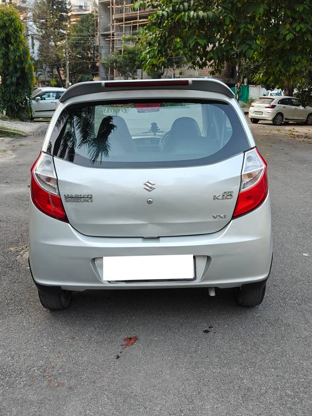 https://images10.gaadi.com/usedcar_image/4230565/original/processed_72111eee742ab737f34dad29d0257e34.jpg?imwidth=6401