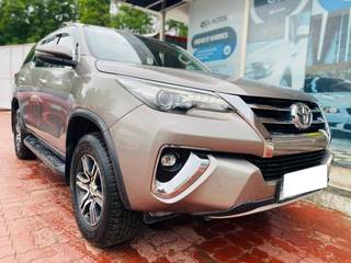 Toyota Fortuner 2016-2021 Toyota Fortuner 2.8 2WD MT