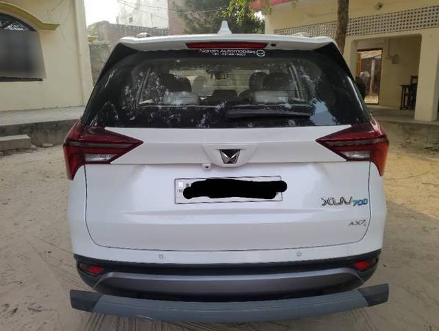 https://images10.gaadi.com/usedcar_image/4230639/original/processed_bae5b17e-5fe0-4660-8fe6-5c01e54f5c15.jpg?imwidth=6402