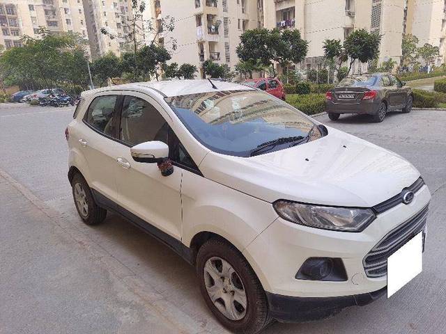 https://images10.gaadi.com/usedcar_image/4230658/original/9e65856e7e5ce740a1f880e7f2cbf47f.jpeg?imwidth=6402