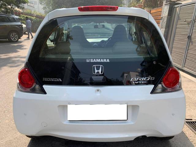 https://images10.gaadi.com/usedcar_image/4230663/original/processed_80ae3280b1752f21cabc62ac69b59758.jpg?imwidth=6401