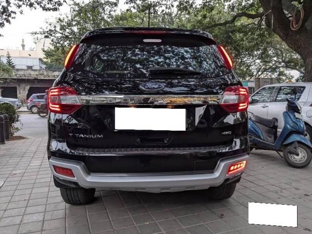 https://images10.gaadi.com/usedcar_image/4230677/original/processed_77b5e8e761eecd1189a8f62816077166.jpg?imwidth=6401