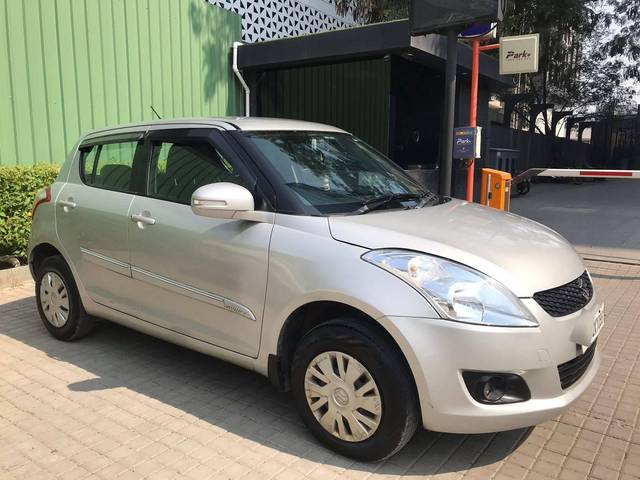 https://images10.gaadi.com/usedcar_image/4230711/original/processed_cb890d6554fb003c8cc5895f9a76944e.jpg?imwidth=6400