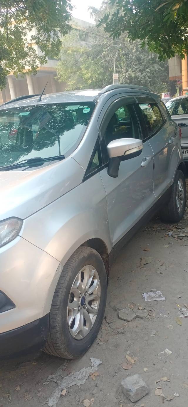 https://images10.gaadi.com/usedcar_image/4230762/original/processed_953a0c3aaa088c739a04e815ec317036.jpg?imwidth=6400