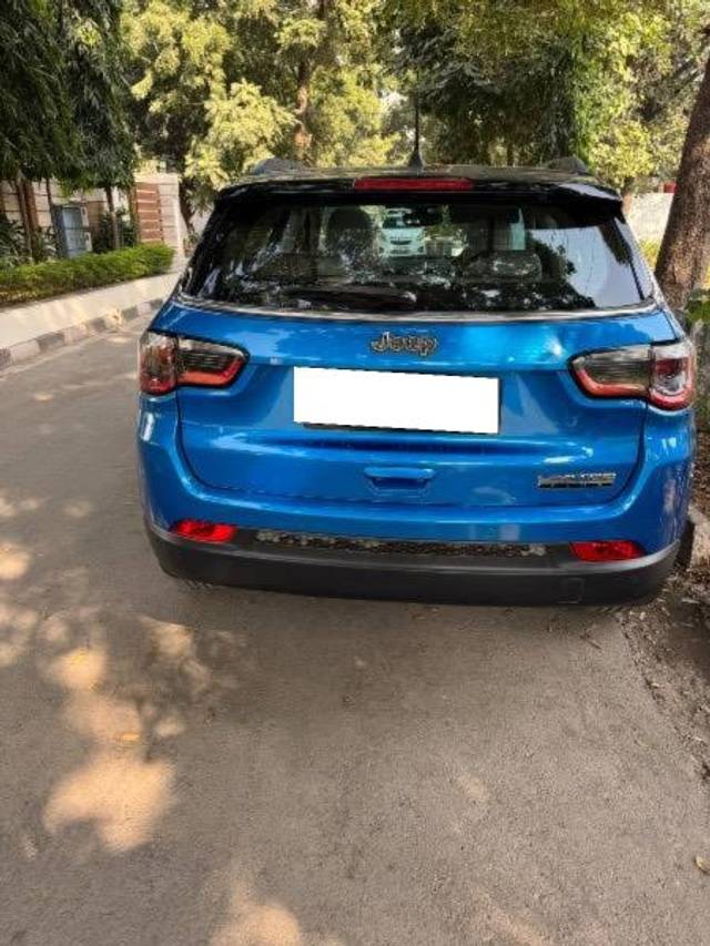 https://images10.gaadi.com/usedcar_image/4230805/original/processed_bfa24852-14a3-40bc-81f3-a4570fa229fe.jpeg?imwidth=6401