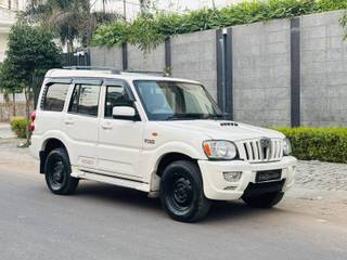 Mahindra Scorpio 2009-2014 Mahindra Scorpio SLE 7S BSIII