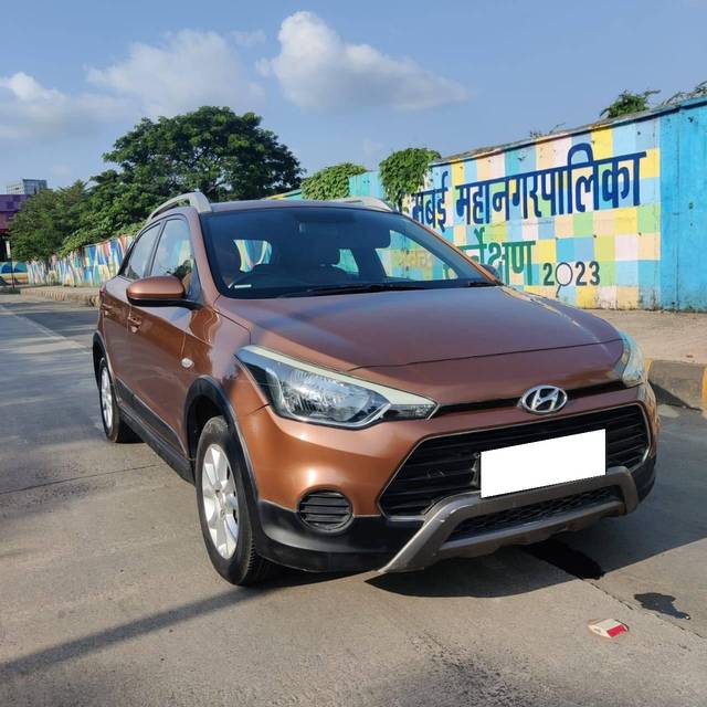 https://images10.gaadi.com/usedcar_image/4230819/original/processed_7fde9502c3a5087265230473cbb0c290.jpg?imwidth=6400