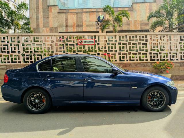 https://images10.gaadi.com/usedcar_image/4230928/original/processed_5d800fee15d7b41d50e2e88dfd7ad45f.jpg?imwidth=6401