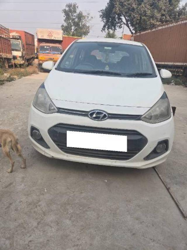 https://images10.gaadi.com/usedcar_image/4230957/original/7aaf0e4ec6953464b322df3a9d571854.jpg?imwidth=6400