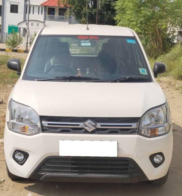 https://images10.gaadi.com/usedcar_image/4230967/original/processed_3fd8ccb0-1fb1-4820-94b5-aa7f2fa66098.jpg?imwidth=6400