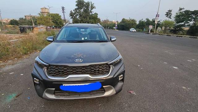 https://images10.gaadi.com/usedcar_image/4231007/original/processed_295e2d56-0ed7-4de1-b54d-cc128d7410e0.jpg?imwidth=6400