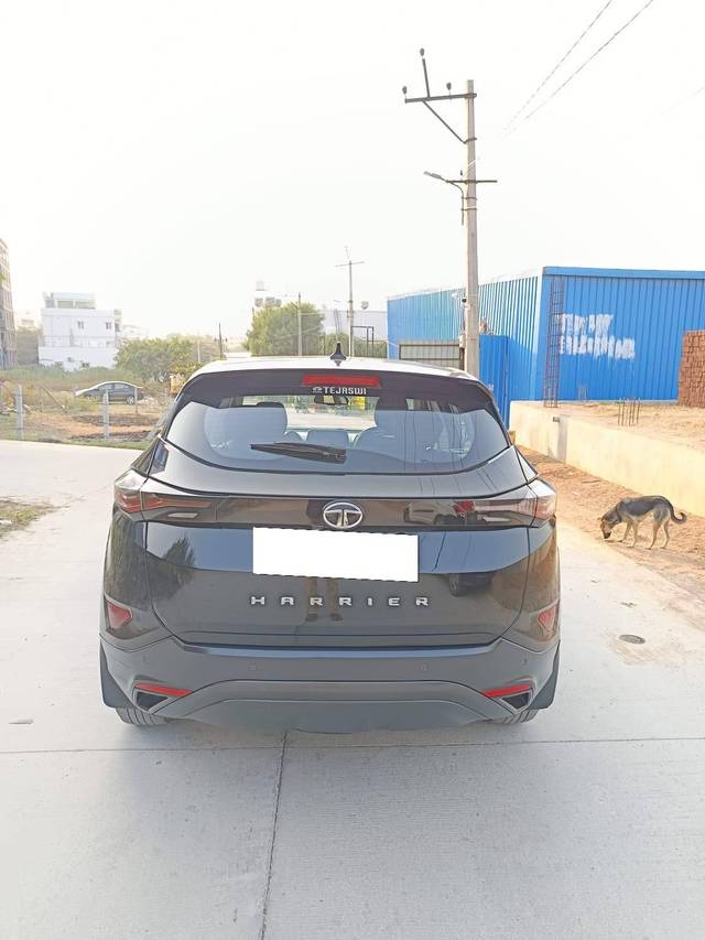 https://images10.gaadi.com/usedcar_image/4231022/original/processed_403b3547297fdbd030595f6a27939b41.jpg?imwidth=6402