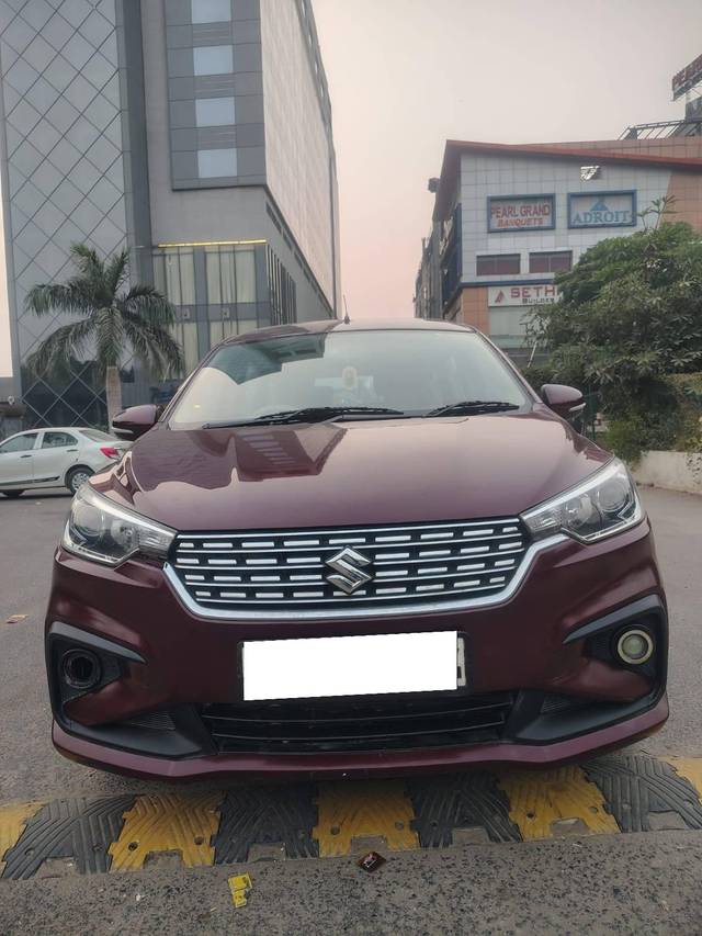 https://images10.gaadi.com/usedcar_image/4231041/original/processed_1b2b4ff3b2aa83c197bed4f3e260b4cb.jpg?imwidth=6400