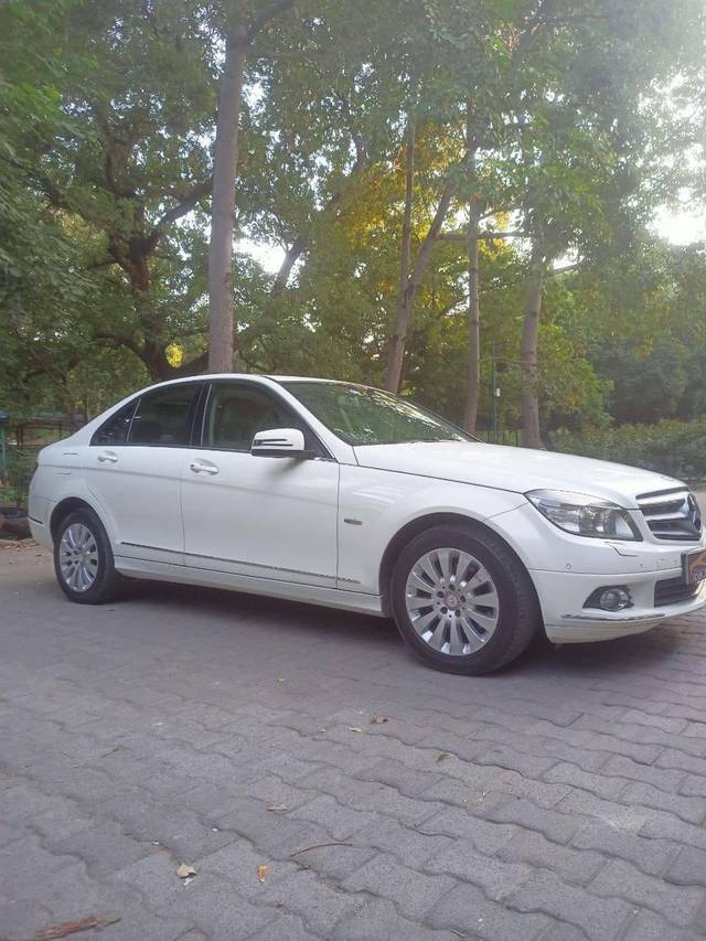 https://images10.gaadi.com/usedcar_image/4231056/original/processed_0cbe14eaacb020994d0fabf30ca37f2a.jpg?imwidth=6400