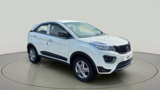 Tata Nexon 2017-2020 Tata Nexon 1.2 Revotron XMA